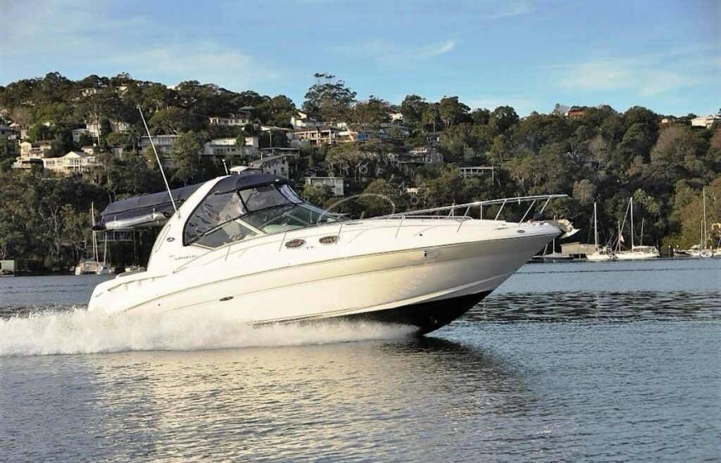 Sea Ray Sundancer 355 · Torrevieja · Charter day · contact@jmnautica.com